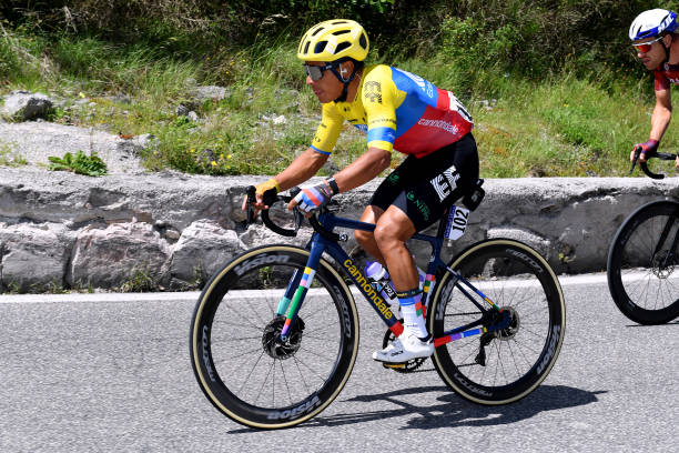 Jonathan Caicedo abandona el Giro de Italia 2021