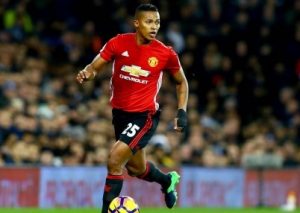 Antonio Valencia se despide del fútbol