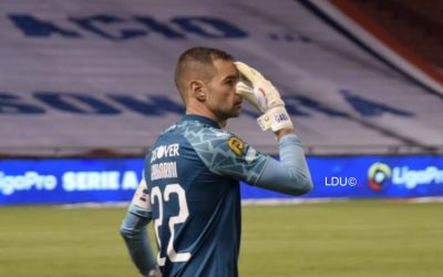 Liga en medio de la tornamenta