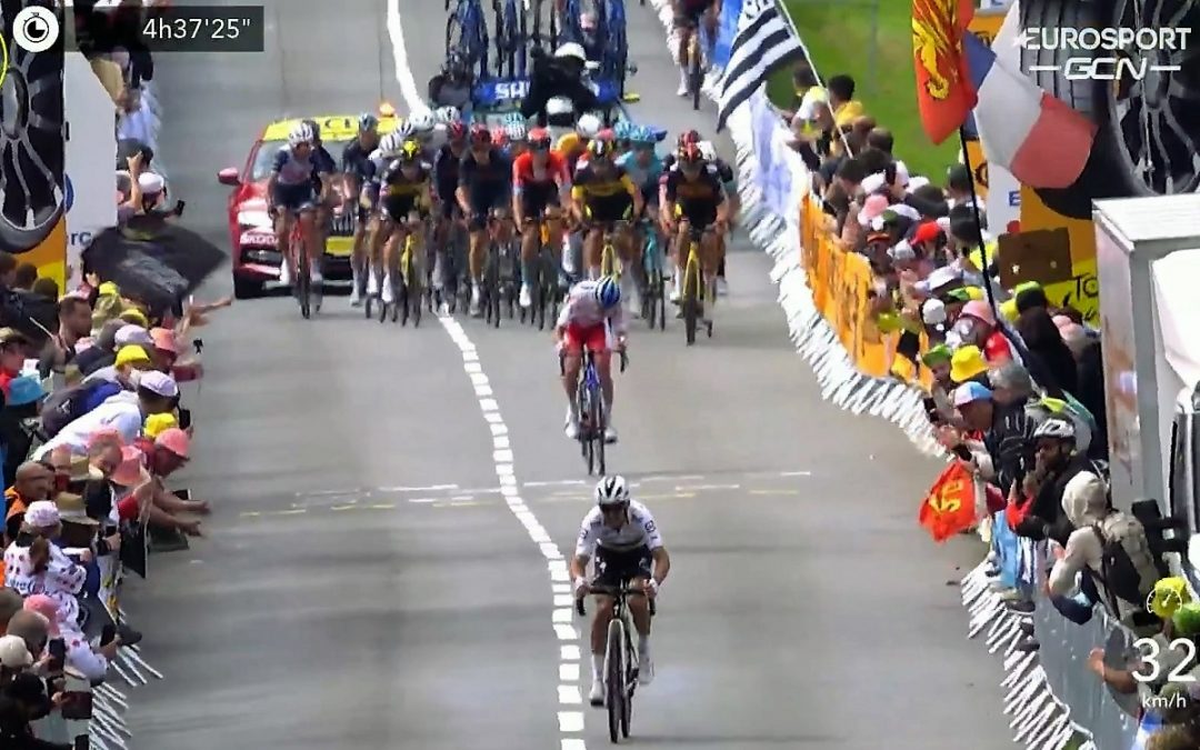 Julian Alaphilippe vencedor de la primera etapa del Tour de Francia