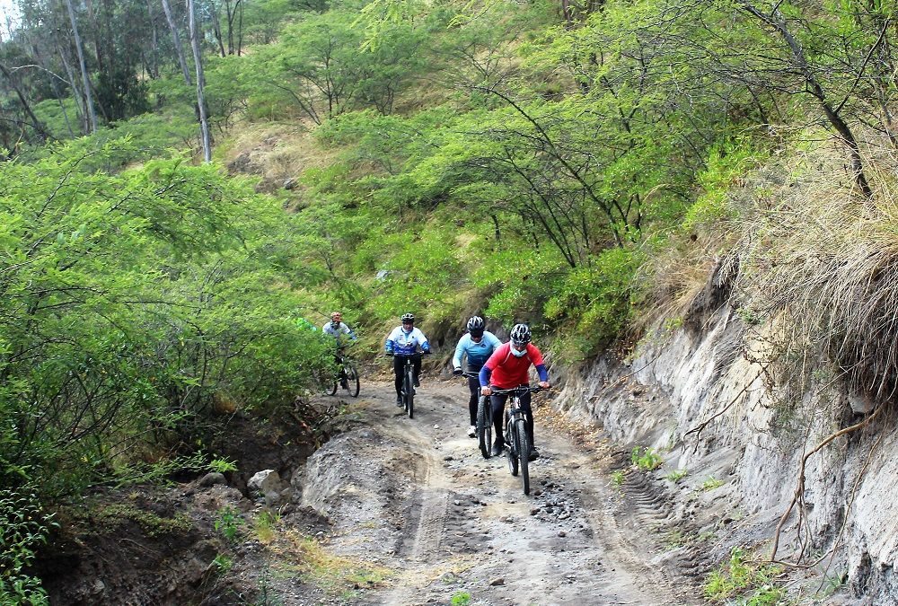 Cocotog abrió la ruta al ciclopaseo con una visión de integración y solidaridad