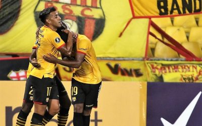 Barcelona buscará clasificar a los cuartos de final ante Vélez de Argentina