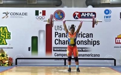Jessica Palacios Dajomes  destacó en Panamericano de Halterofilia