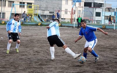El fútbol máster barrial nacional se jugará en Chimborazo