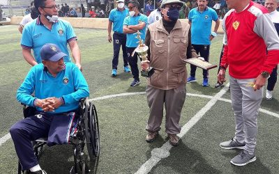 Un abrazo deportivo y solidario