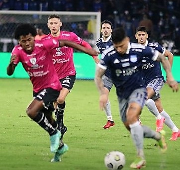 El torneo de fútbol profesional se iniciaría el 18 de febrero 2022