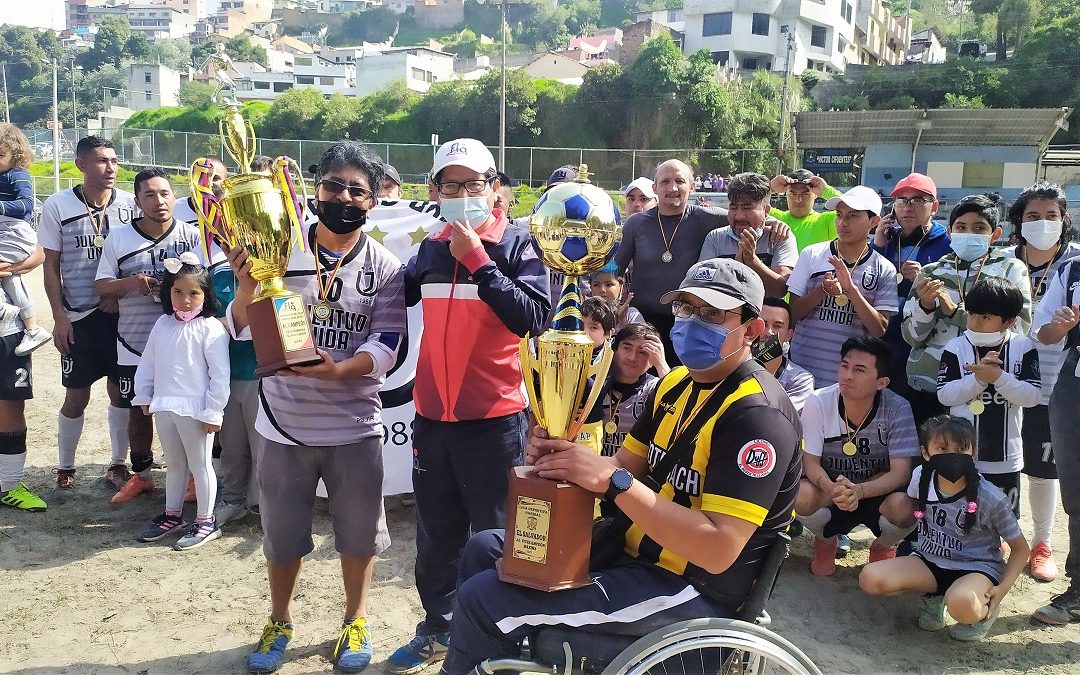 En unión Juventud Unida ganó el título de fútbol en liga El Salvador