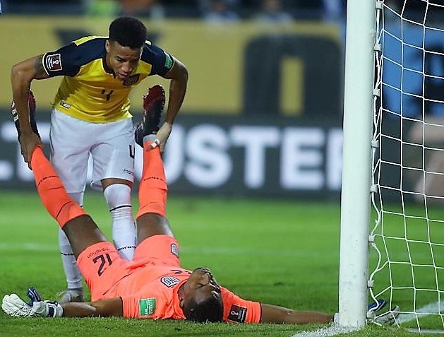 Byron Castillo en medio de la tormenta es convocado para jugar con Arabia Saudí y Japón