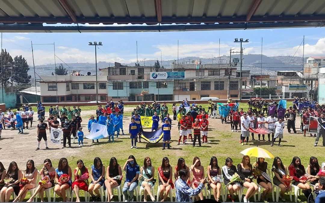 Liga 4 de Diciembre da vida a la cancha,  inauguró su torneo deportivo