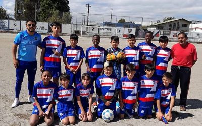La alegría infantil inunda las canchas de fútbol barrial