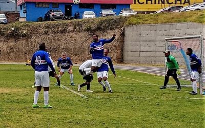 Un abrazo con la victoria en el torneo Campeón de Campeones de la Flq
