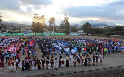 La bandera de la confraternidad deportiva flameo en liga Llano Grande