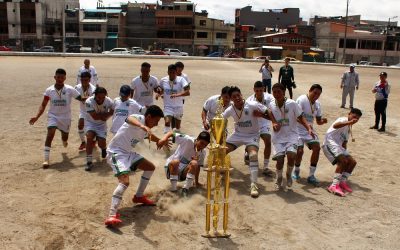 Finales de celebraciones y espectáculo en Liga IESS-FUT