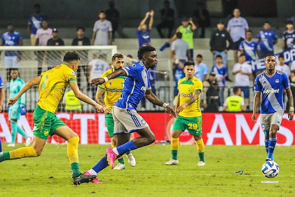 Emelec cede terreno a Defensa y Justicia, perdió de local en la Sudamericana