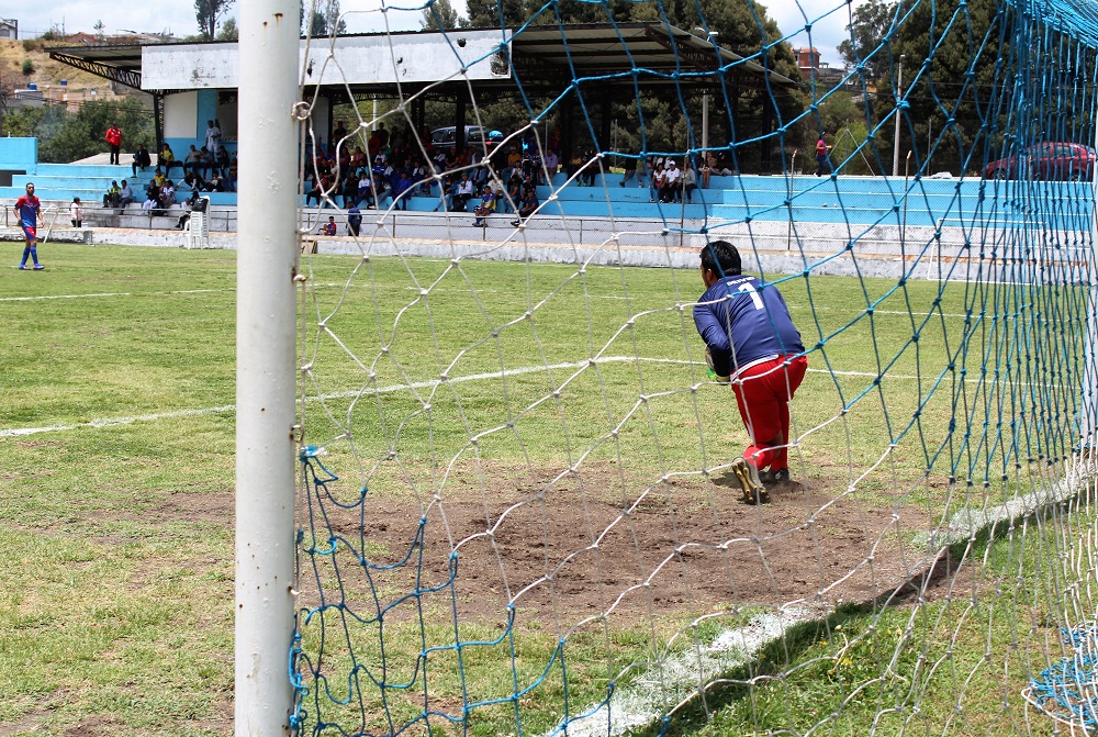 Chantilín Grande goleo en la jornada inicial del fútbol sénior