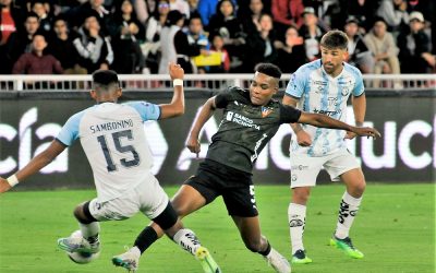 Cuatro equipos pujan para ganar al segunda etapa del fútbol ecuatoriano