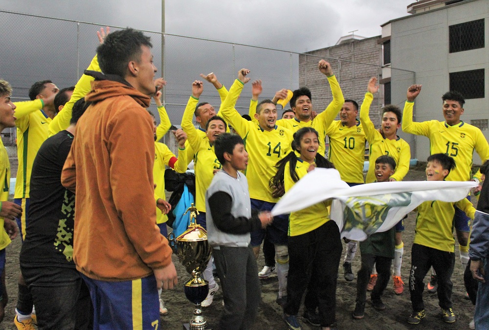 Dantes el monarca de la Copa de Campeones del Sur