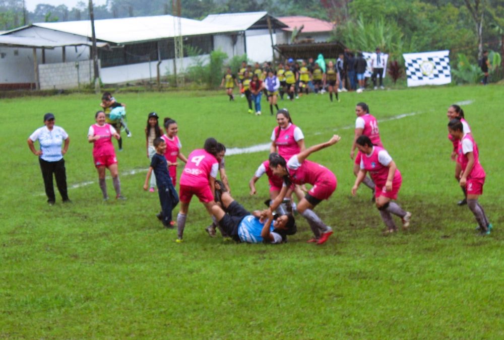 Deportivo Nanegal (F) y Atl. Minero (M) nuevos monarcas de Santa Elena de Nanegalito
