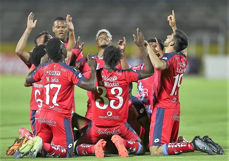 El Nacional corta la buena racha de Aucas a base de fuerza y velocidad