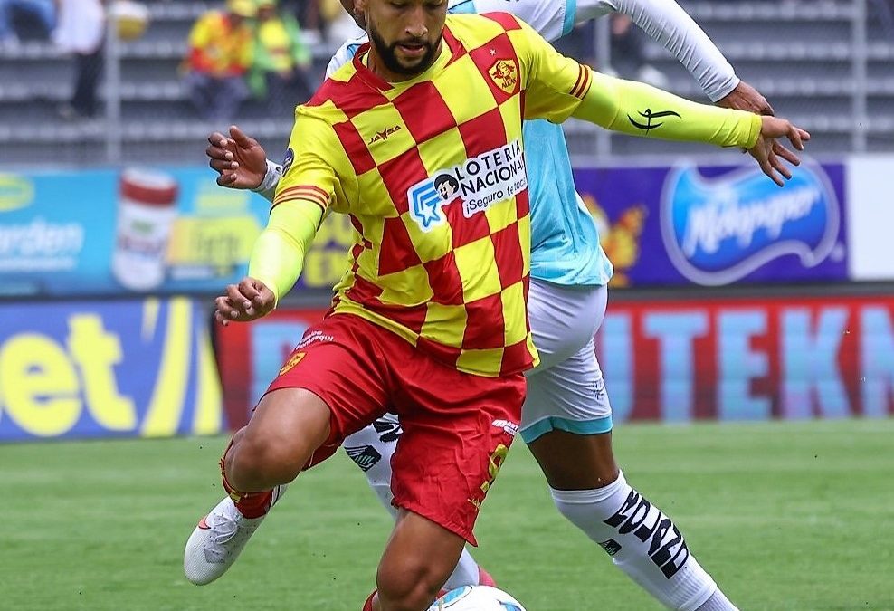 Independiente del Valle triunfó y está a un punto de Aucas, líder del fútbol en Ecuador