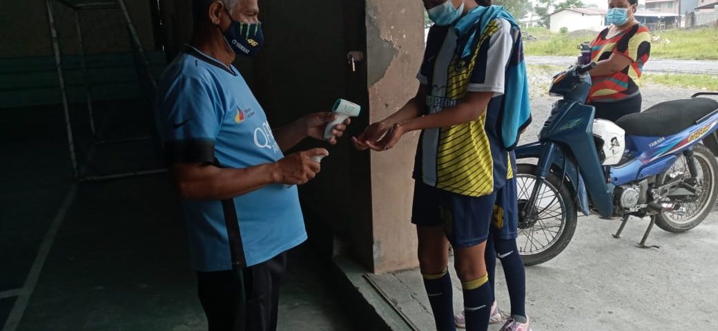 Control bioseguridad en torneo futsal en el Coca, Orellana